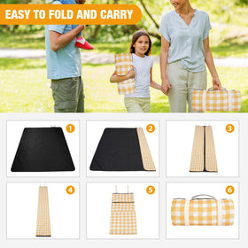 G GOOD GAIN picnic blanket waterproof backing resists damp grass.