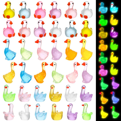 GGSTDDUP mini goose figurine style A for vibrant desk decor and creative displays.