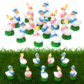 GGSTDDUP mini resin goose two styles for versatile display on desks and shelves