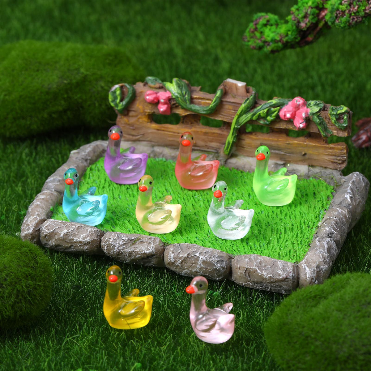 GGSTDDUP resin mini geese for lightweight, durable decor.