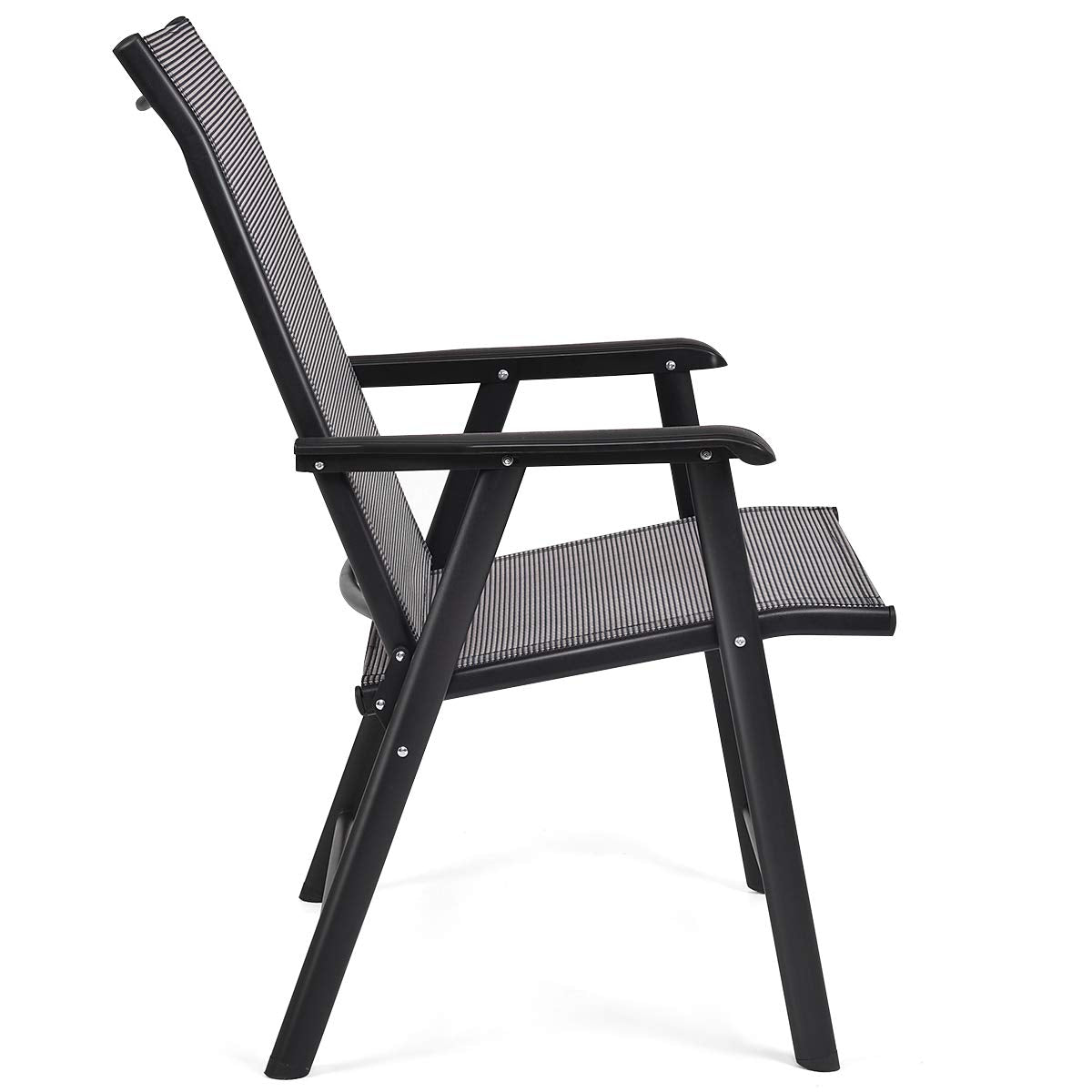 Giantex durable metal frame withstands outdoor use.