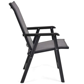 Giantex durable metal frame withstands outdoor use.