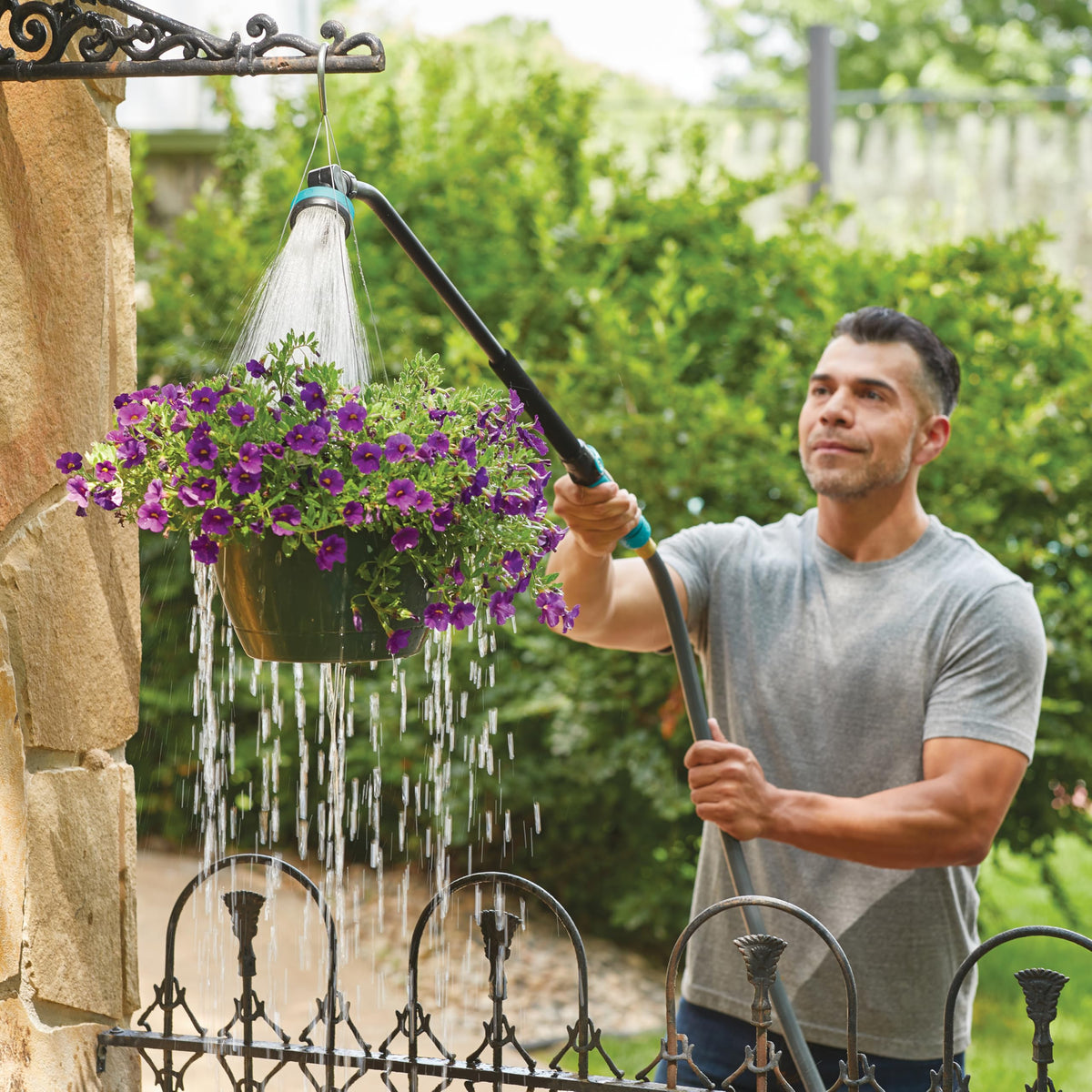 Gilmour soft-grip handle reduces hand fatigue during extended watering.