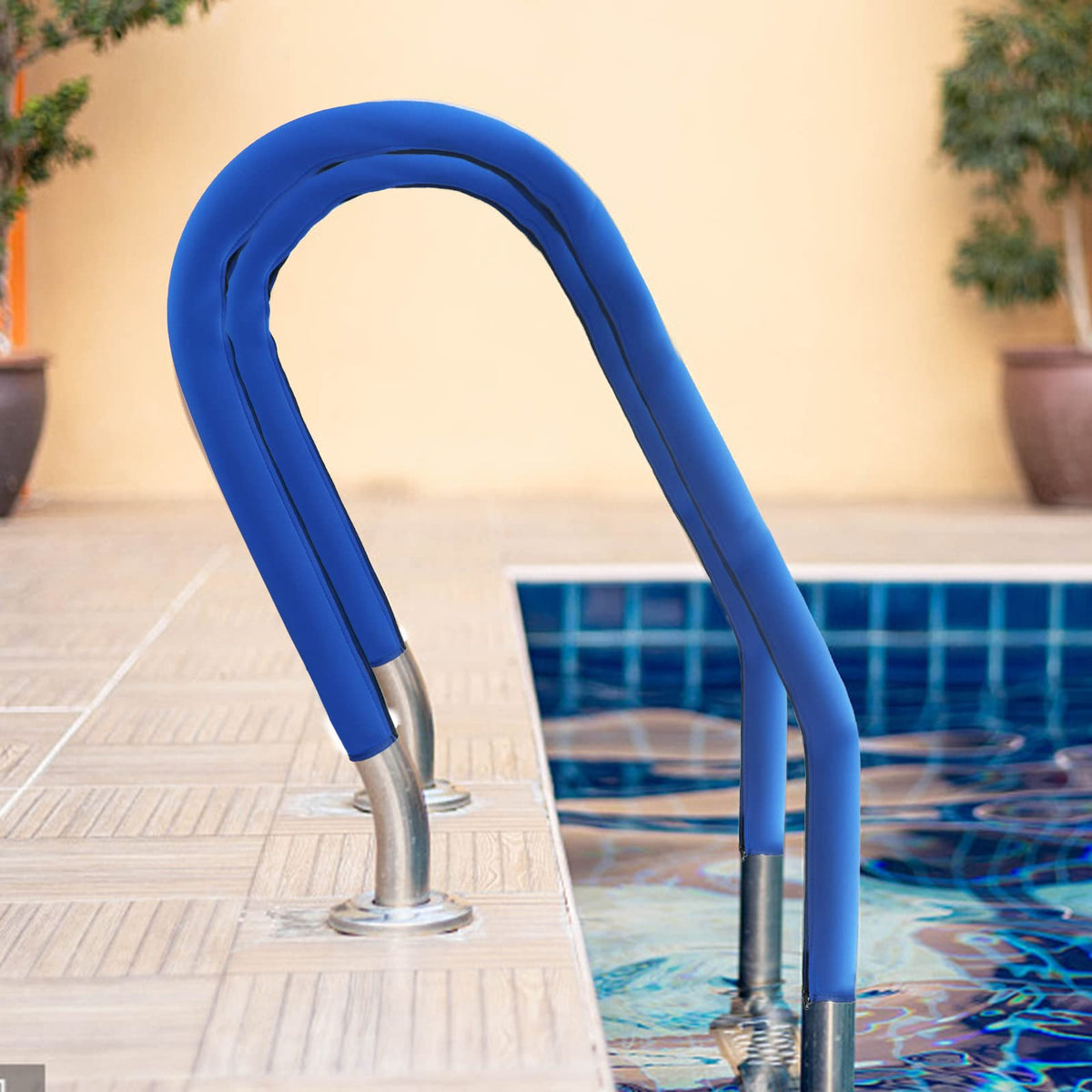 Ginchain heat-resistant cover protects rails from sun exposure and slipping