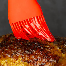 GIR Get It Right heat-resistant silicone brush up to 425°F for versatile cooking.