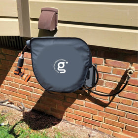 Giraffe Tools AW40 cover keeps the reel tidy after gardening tasks.