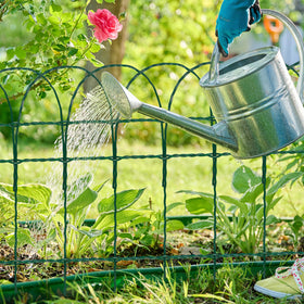 GJQ 32.8 ft fence roll offers long, flexible edging for larger plots.