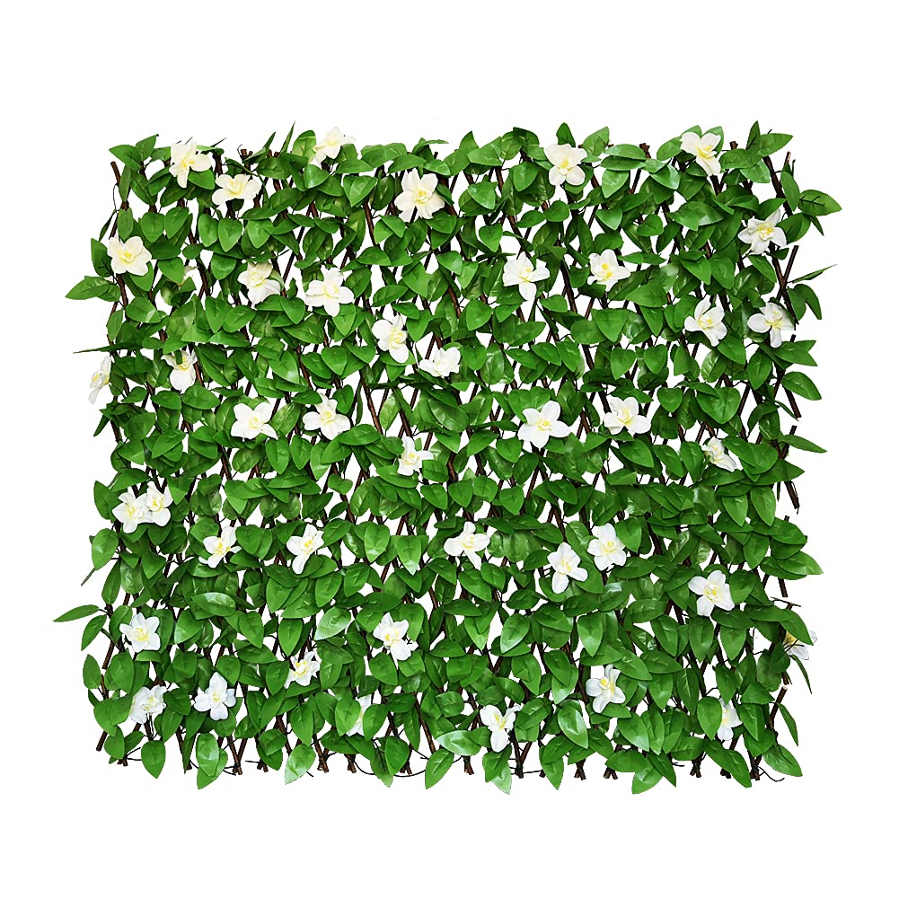 GLANT expandable faux ivy privacy screen on balcony for added privacy.