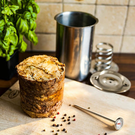 Glendaveny ham-maker press stainless-steel body for long-lasting kitchen performance.