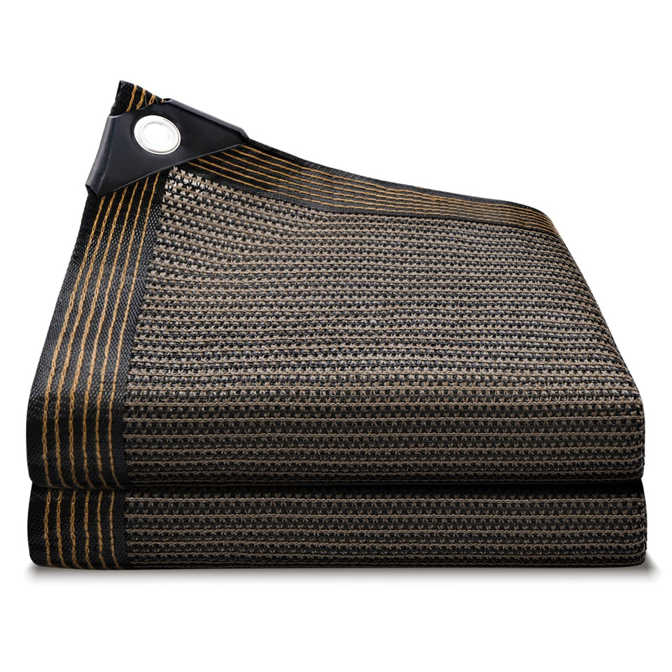 Glieskir shade cloth blocks sunlight for cooler patios and gardens.