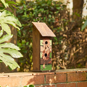 Glitzhome outside bird house is weather-resistant for year-round use.