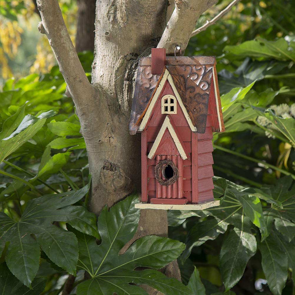 Glitzhome nesting option for wrens, chickadees, finches, and sparrows.