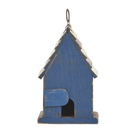 Glitzhome wooden bird house with 3D star detail enhances outdoor style.