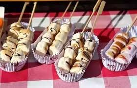 Gmark skewers suit caterers and events with a chic, natural aesthetic.