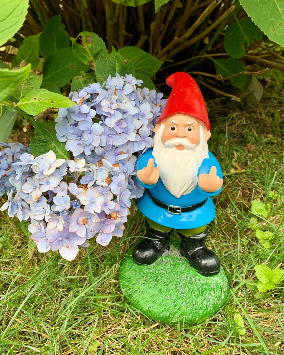Gnometastic poly resin gnome statue for durable outdoor use