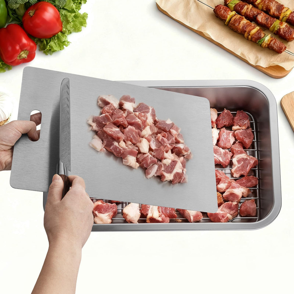 GOLDEN KEY shallow tray ideal for transporting tableware and spices