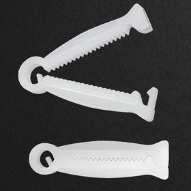 Good news portable clamp set ideal for on-farm use during livestock births