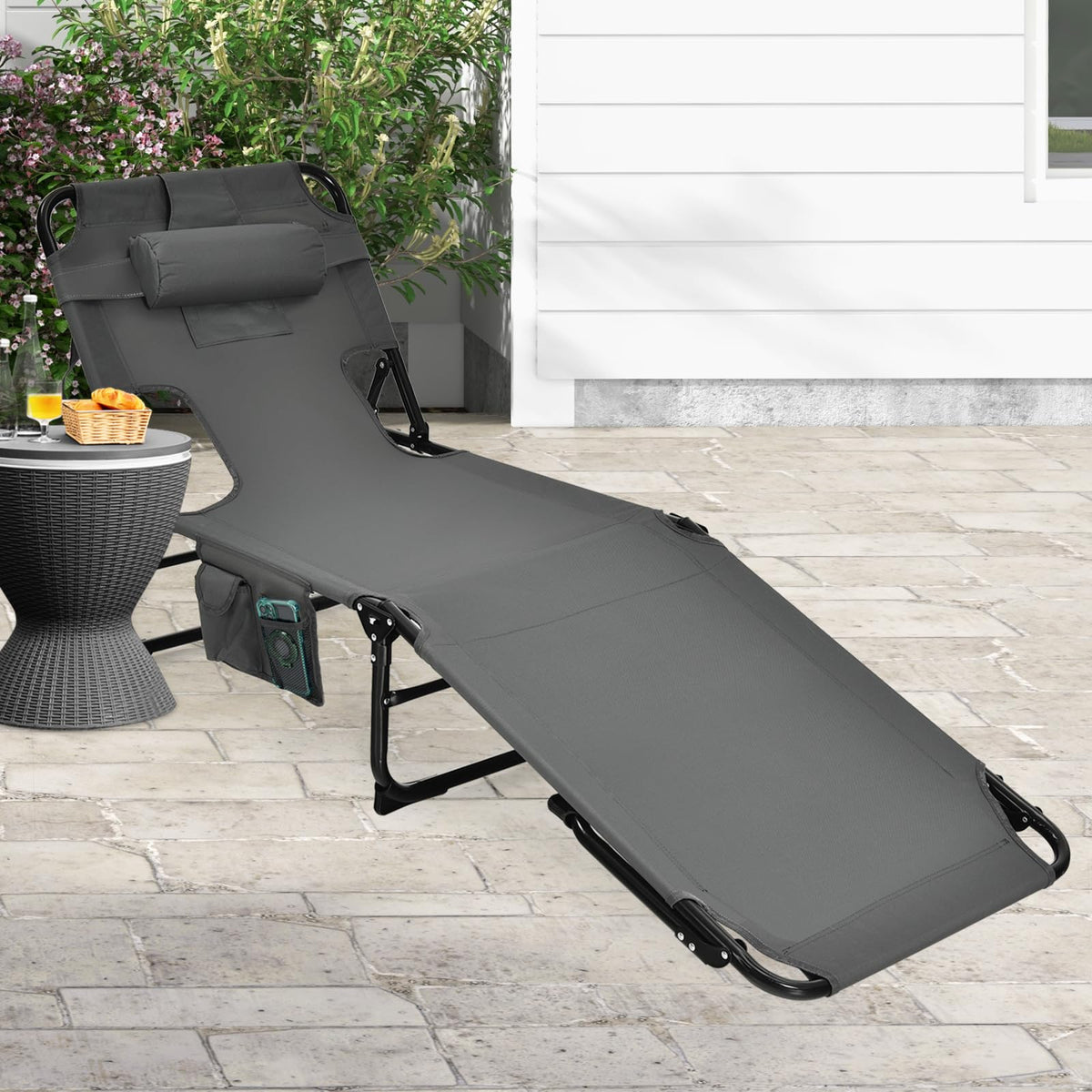 Goplus chair with removable pillow for head comfort.
