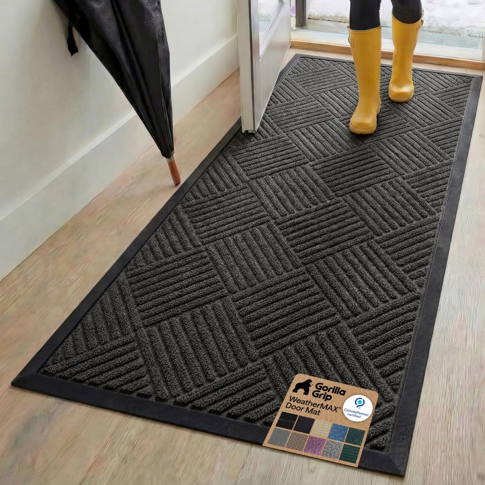 Gorilla Grip WeatherMAX doormat at entry with gray diamond pattern capturing dirt