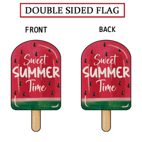 GPGHE Weather-resistant garden flag withstands sun and breeze for outdoor decor.