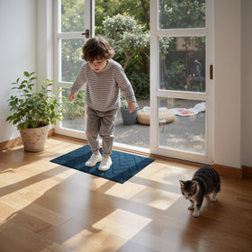 GRANNY SAYS ideal for high-traffic entrances like doors and foyers.