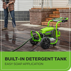 Greenworks Uberflex 25 ft hose provides flexible cleaning reach