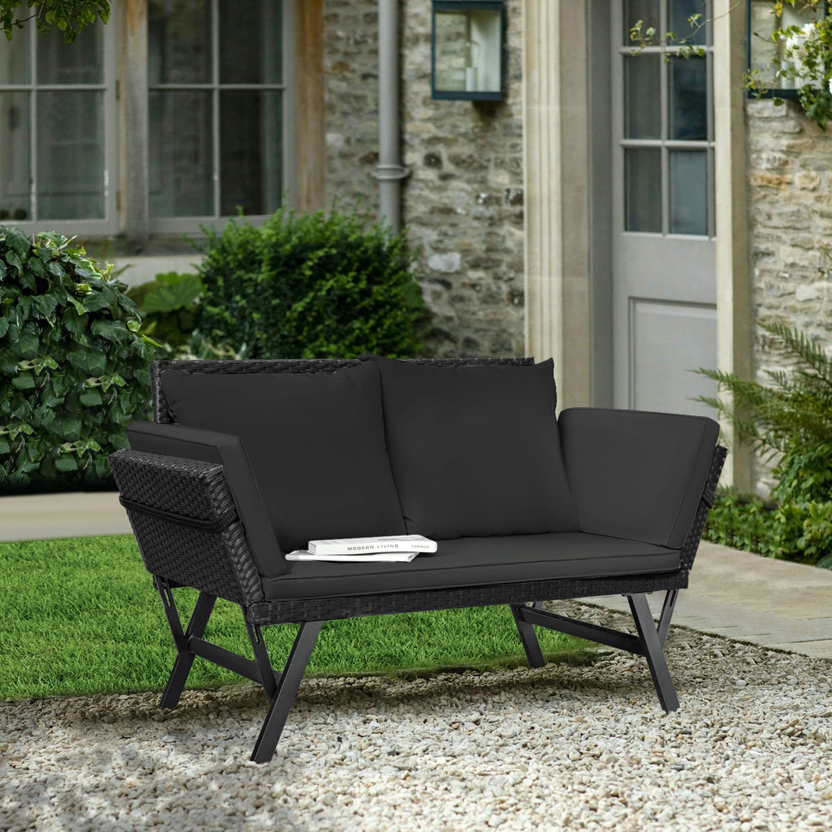 Greesum woven rattan material offers durable outdoor use