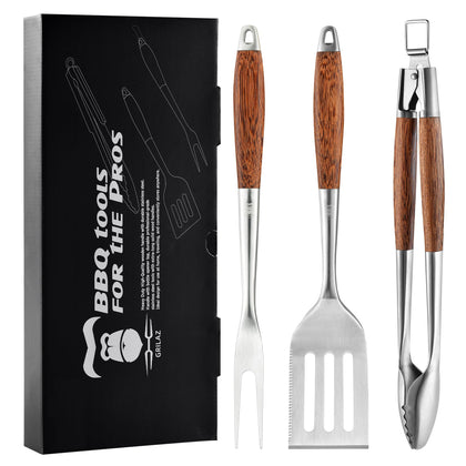 GRILAZ heavy-duty Panga-Panga spatula in action for precise flipping.