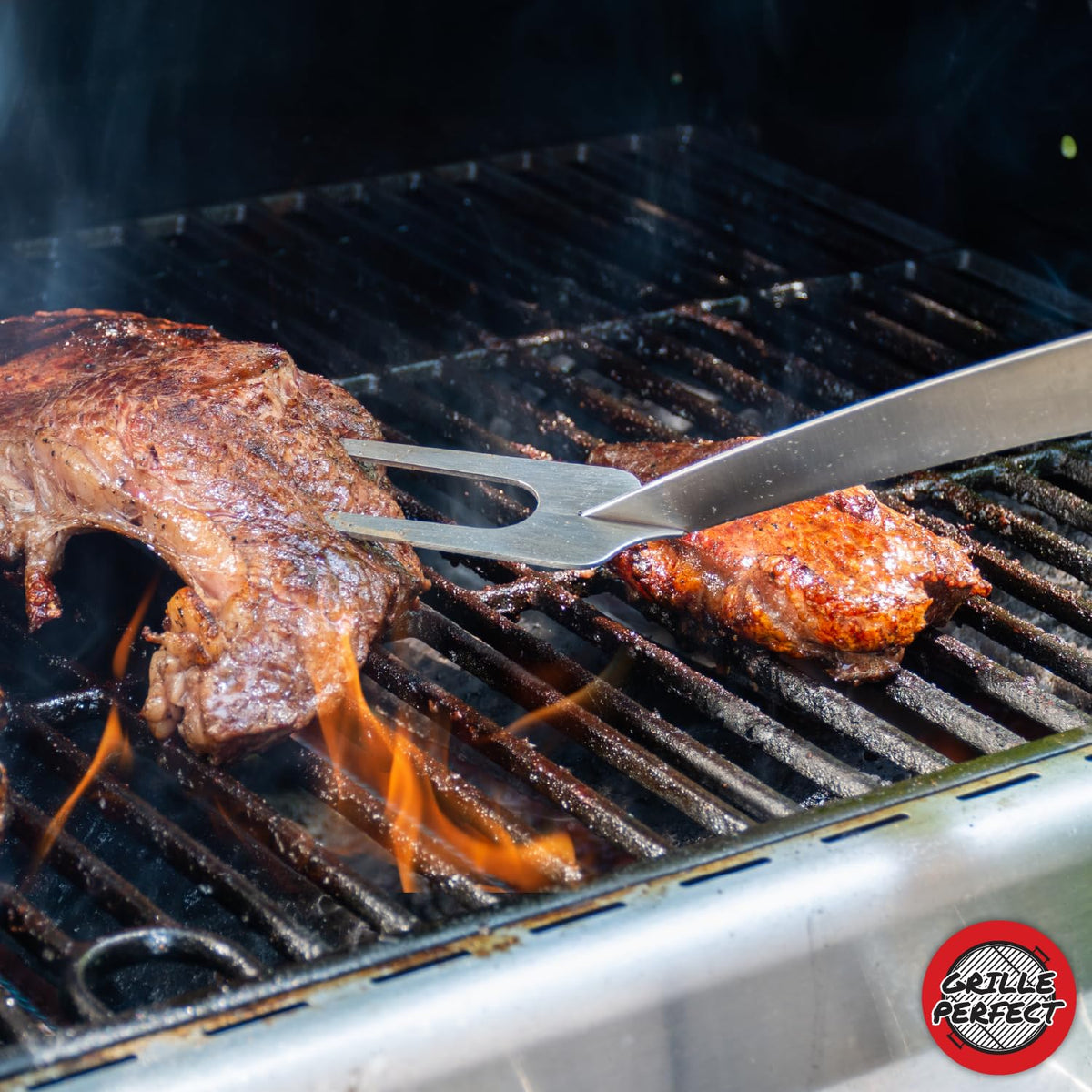 Grille Perfect heavy-duty fork designed for large grills and frequent use