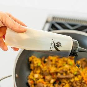 GRiLLiT dishwasher-safe bottle and brush for quick cleanup.
