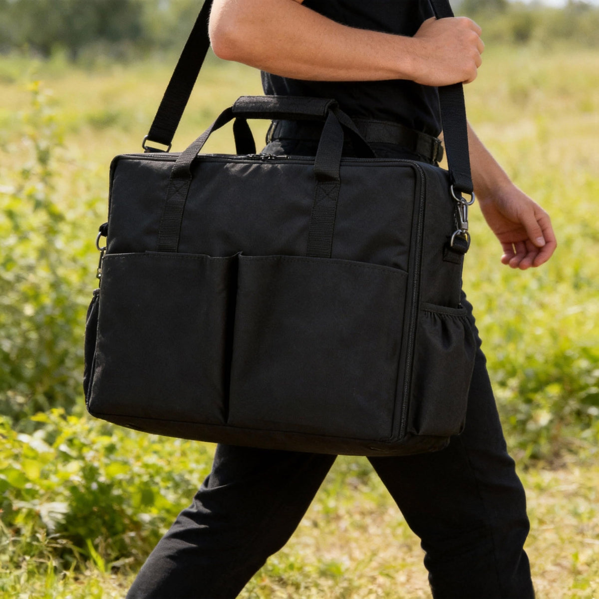 Grilltonic bag with dual zipper for quick griddle access