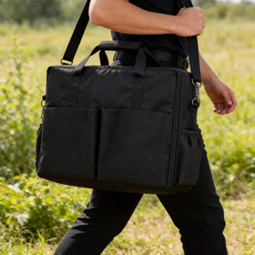 Grilltonic bag with dual zipper for quick griddle access