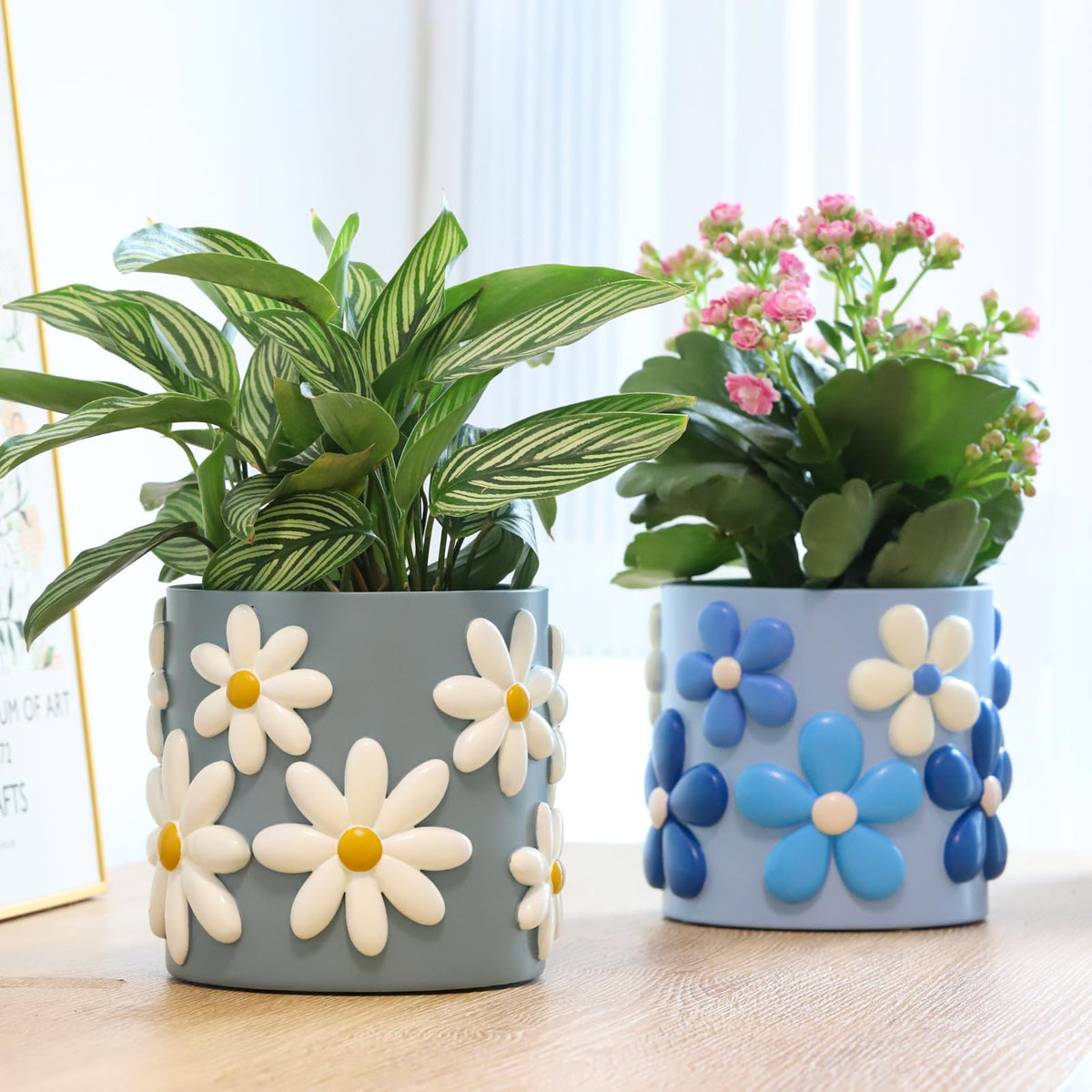 GUGUGO lightweight resin planter ideal for succulents or greens