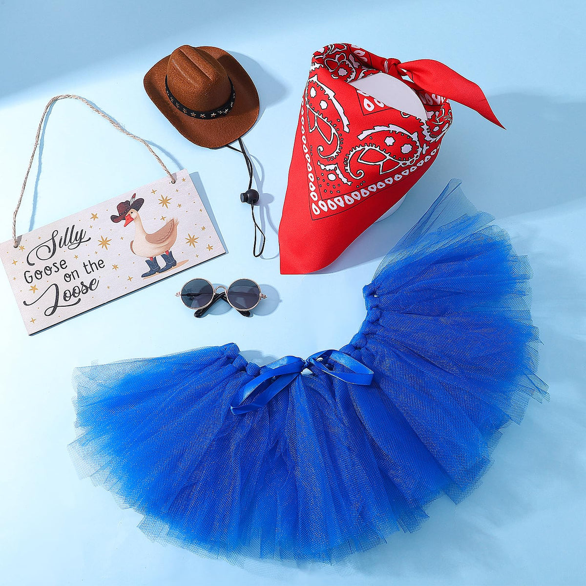 Guiqulai bandana accessory completes goose costume for seasonal decor.