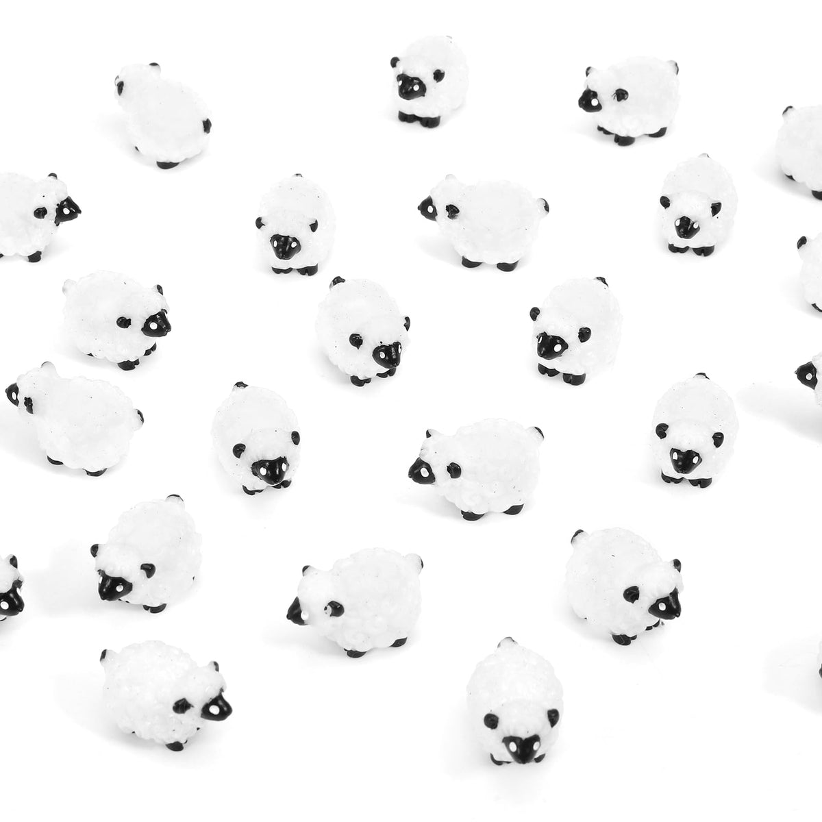 Guiqulai miniature sheep figures suitable for gifts and creative crafts.