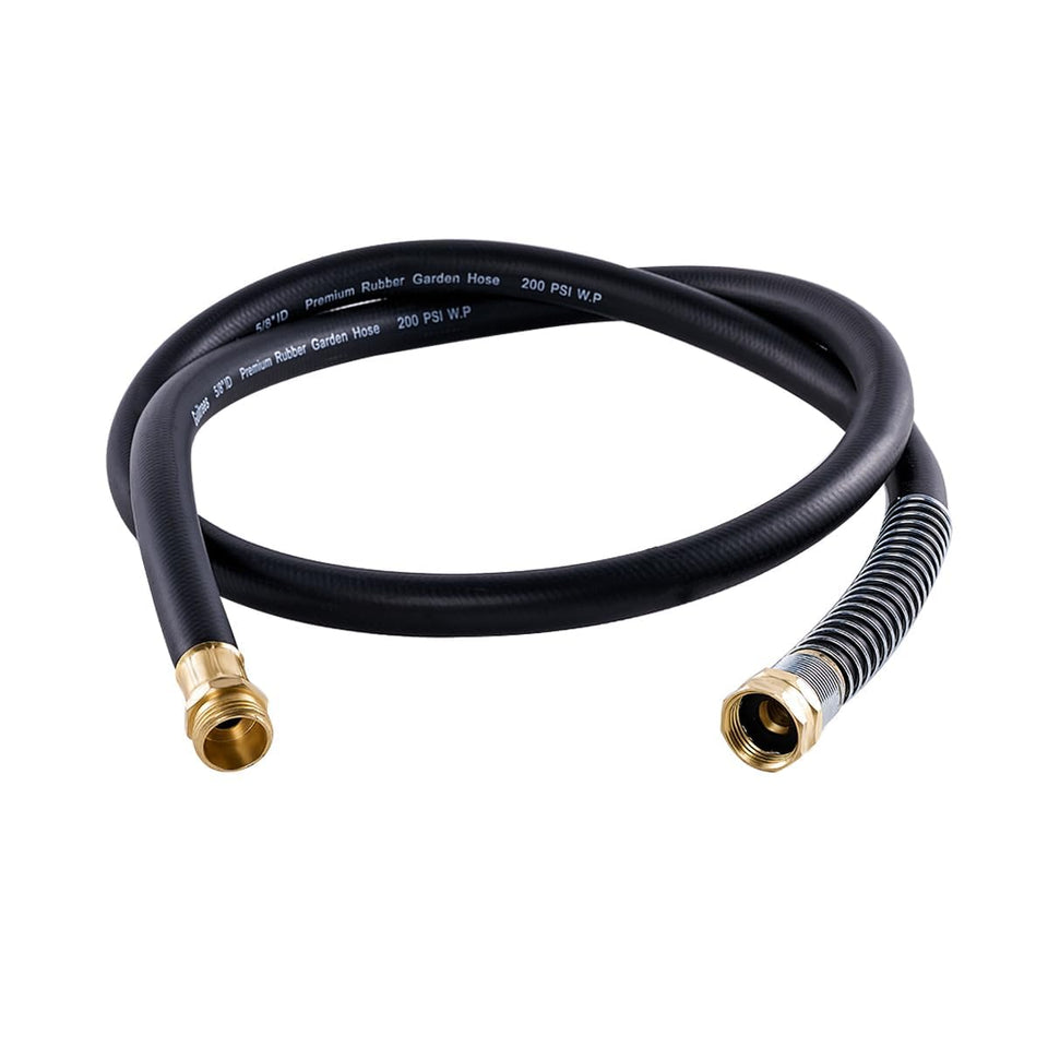 Guitrees Leader Hose with five-layer braided construction for durability in outdoor watering.