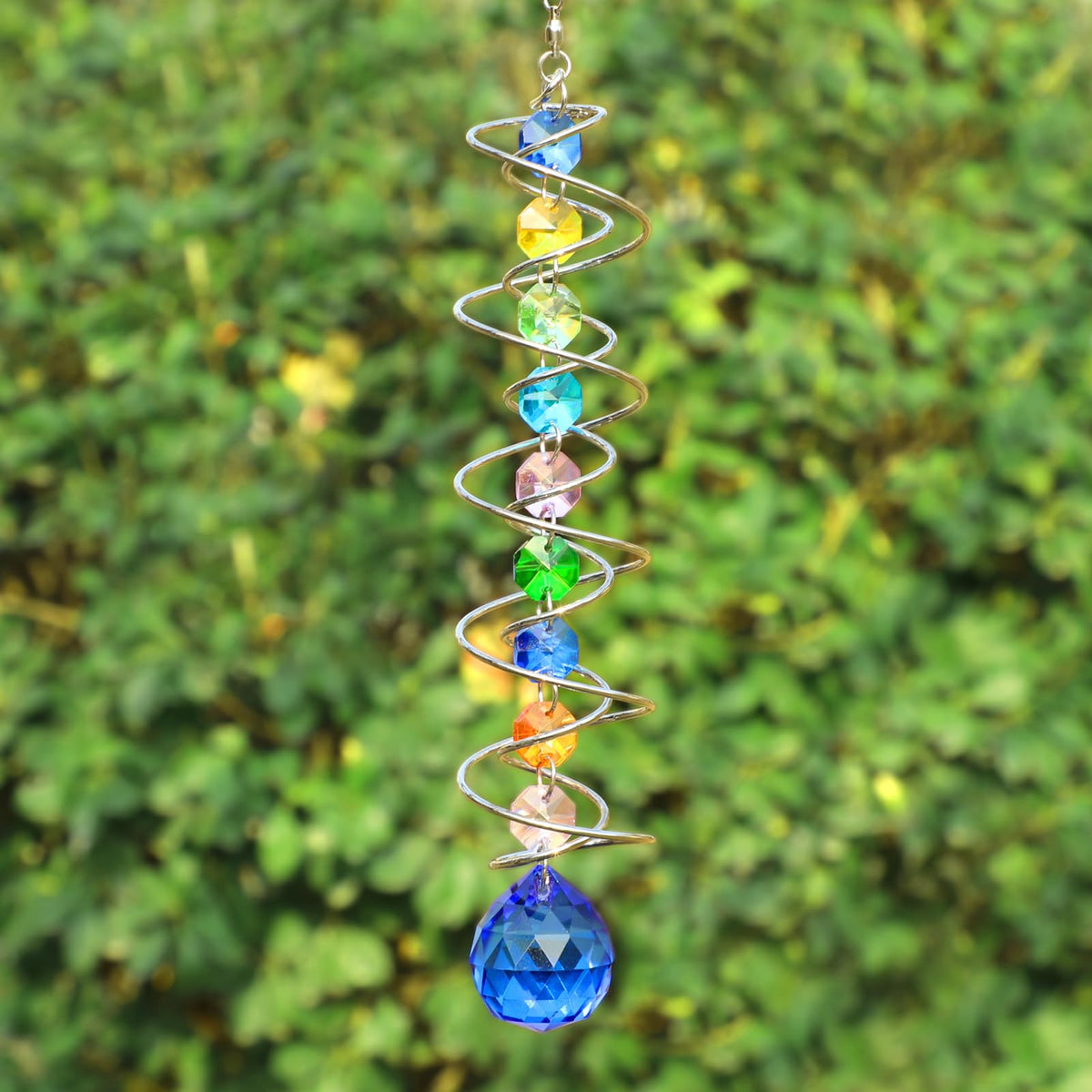 GWAHSA wind spinner gazing ball rotates and sparkles in breeze.