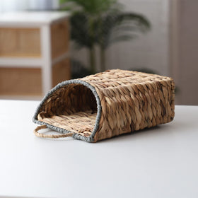 GYASVWU gift-ready rustic basket perfect for farmhouse decor.