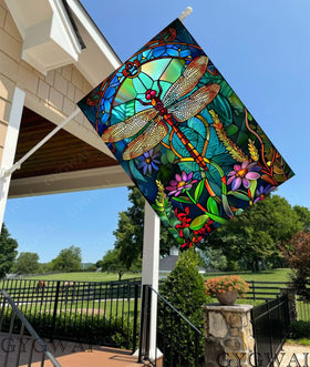 GYGWAI yard flag ideal for spring gatherings on patios, balconies, and walkways.