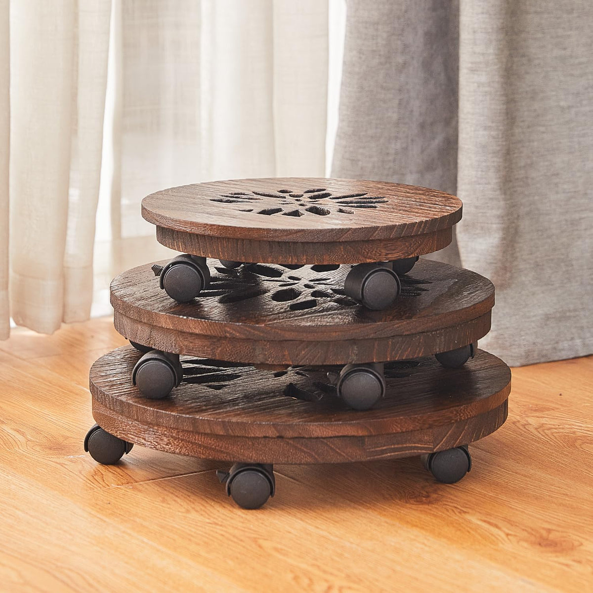 GZQWDC heavy-duty base supports up to 200 pounds.