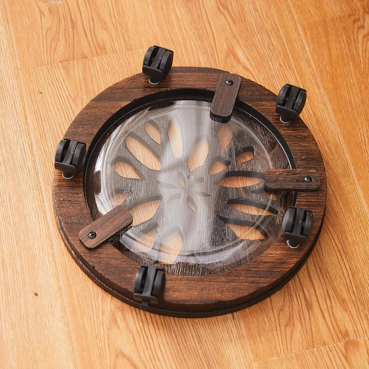GZQWDC ready-to-use plant stand with no assembly.