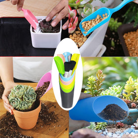 GzvvSvzoi gardening brushes and tools help keep the workspace tidy.