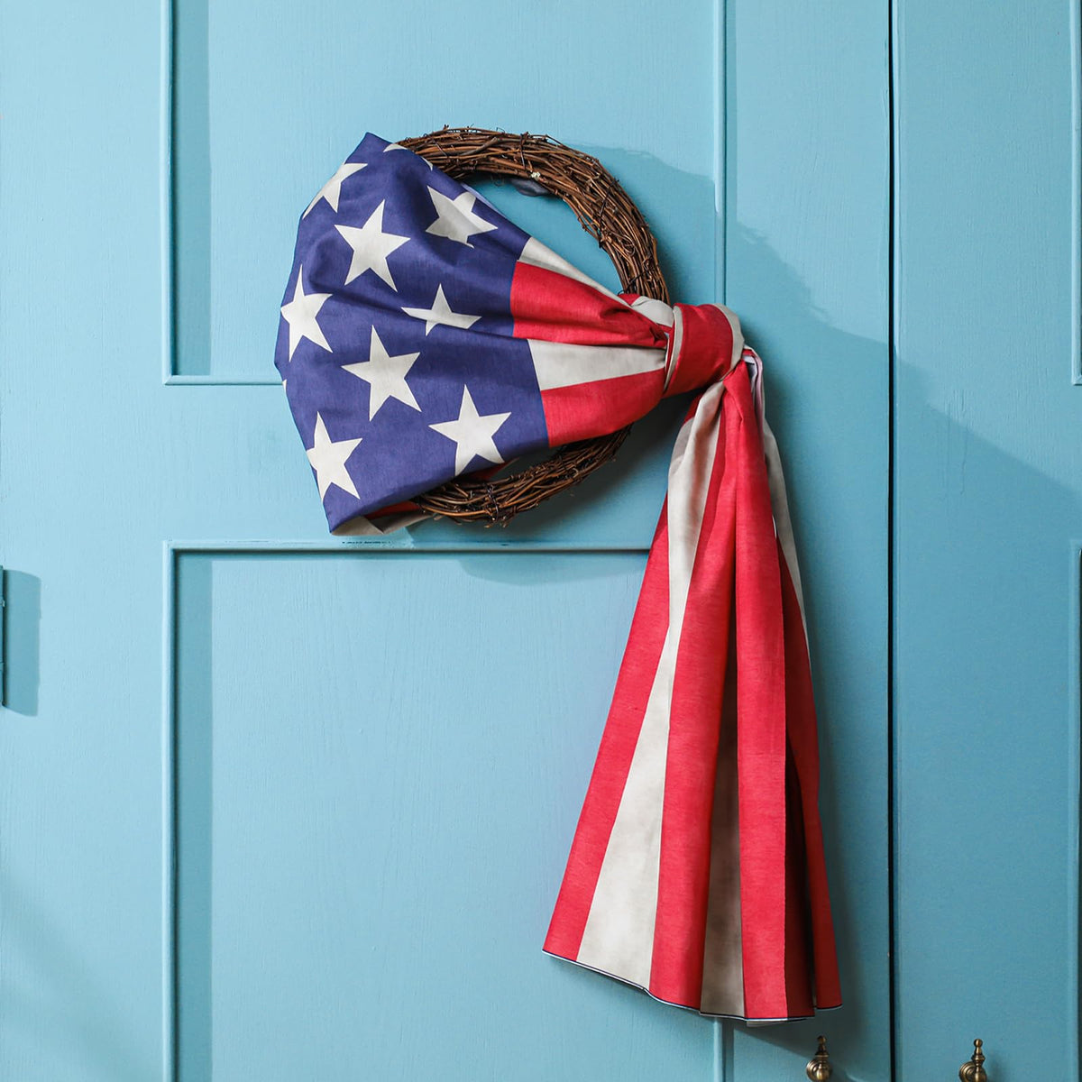 Hahafelt wearable flag accessory for Independence Day celebrations.