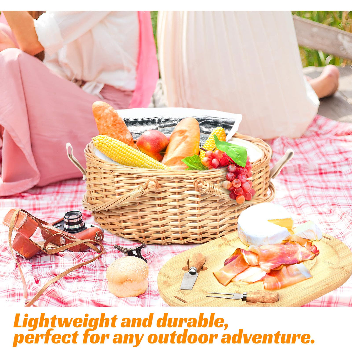 Hap Tim basket supports romantic dates and family outings outdoors.