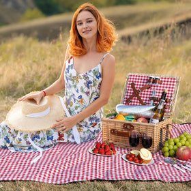 HappyPicnic cotton-napkins offer soft, reusable dining cloths.