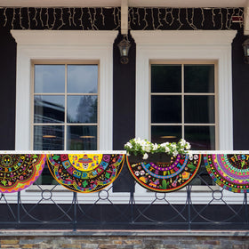HCEWSBFD Outdoor-friendly banner adds vibrant color to yards.