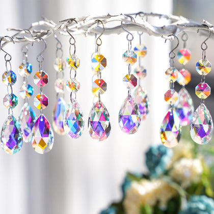 HD Hyaline & Dora 38mm teardrop prism catches sunlight to create vivid rainbows.