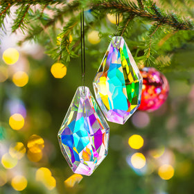 H&D Hyaline & Dora rainbow suncatcher adds color to garden or porch spaces.
