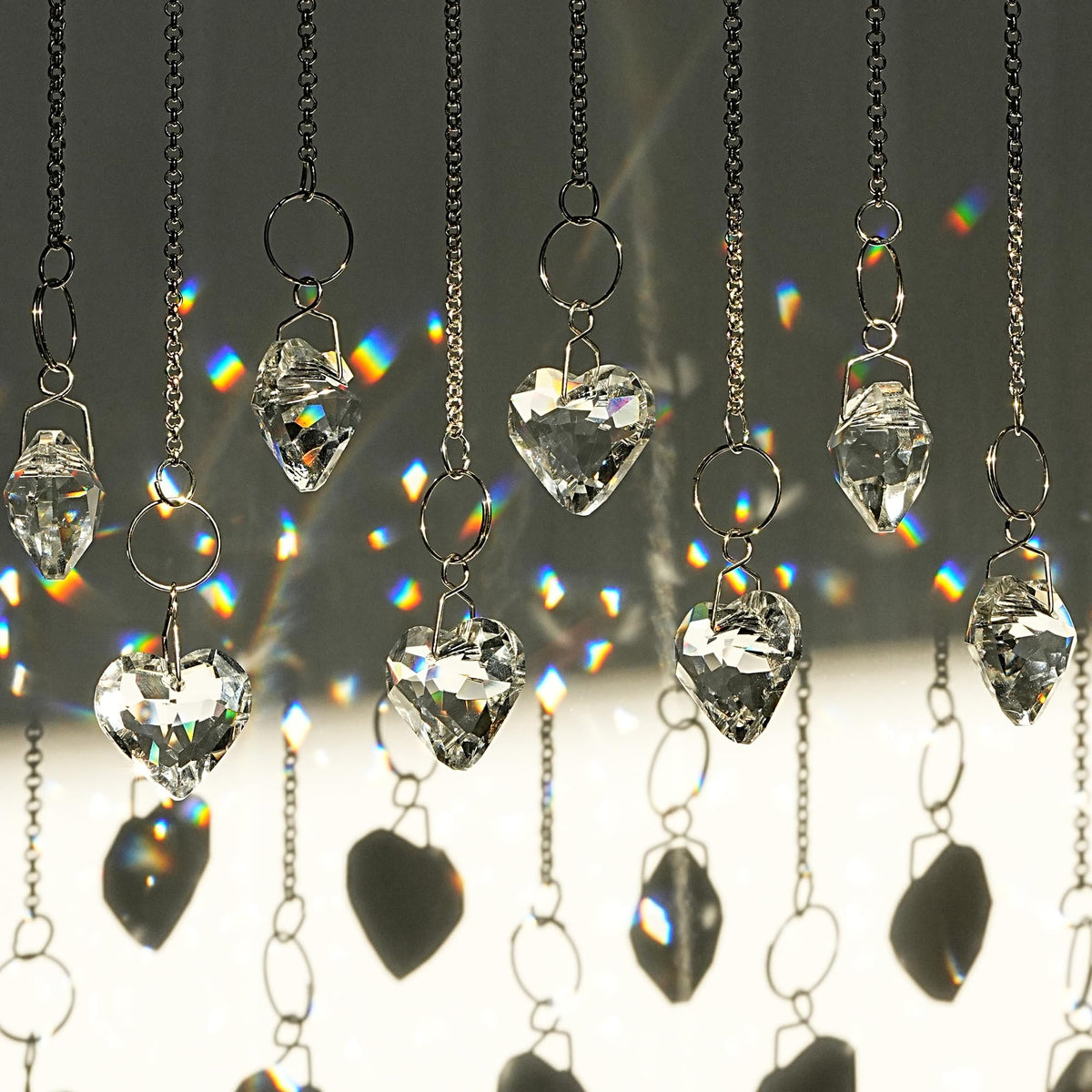 HDCRYSTALGIFTS crystal heart prism window display for garden illumination