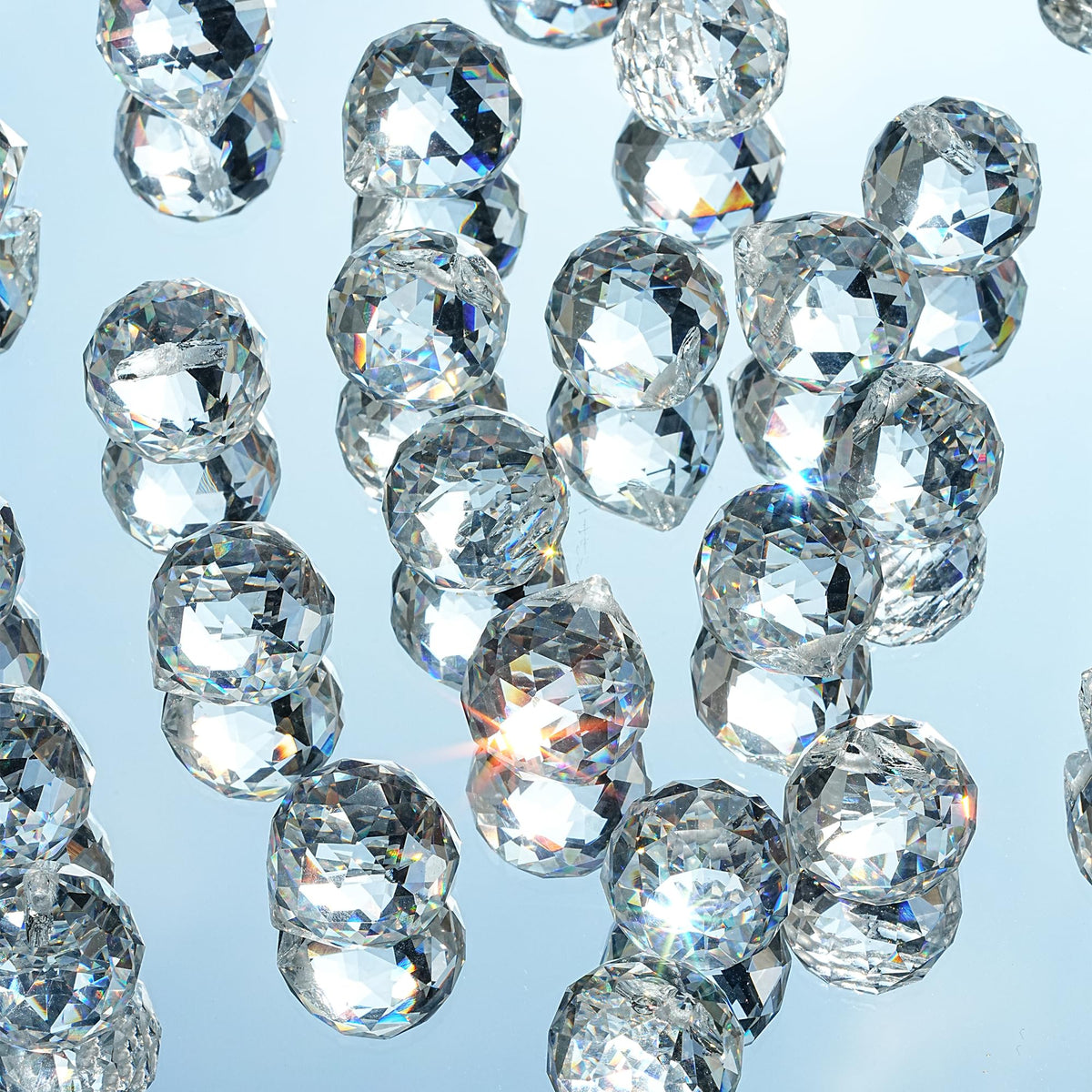 HDCRYSTALGIFTS premium K9 crystal ensures clarity and brilliant light play
